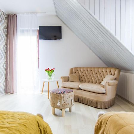 Gosciniec Pod Lipa Appartement Mikołajki Buitenkant foto