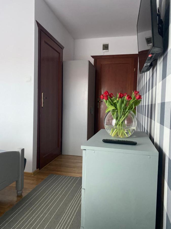 Gosciniec Pod Lipa Appartement Mikołajki Buitenkant foto