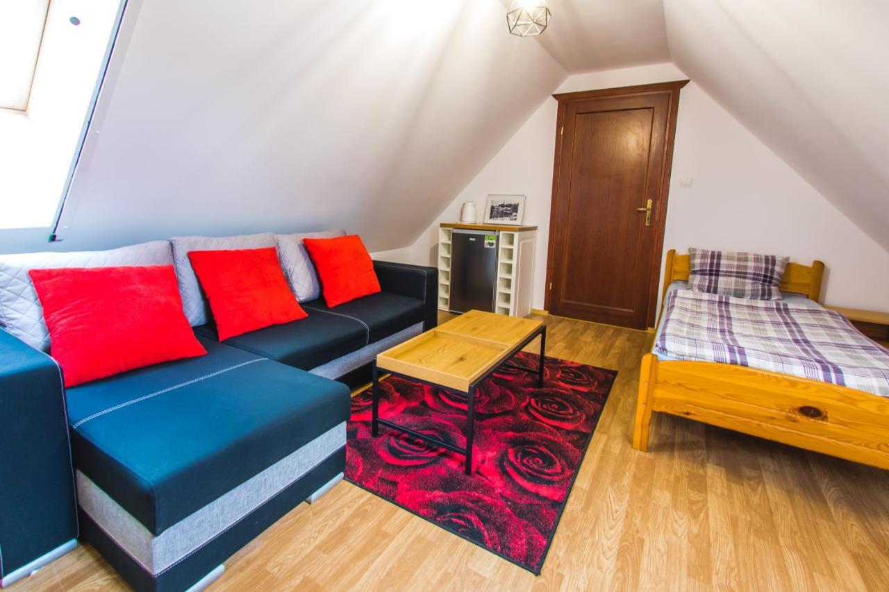 Gosciniec Pod Lipa Appartement Mikołajki Buitenkant foto