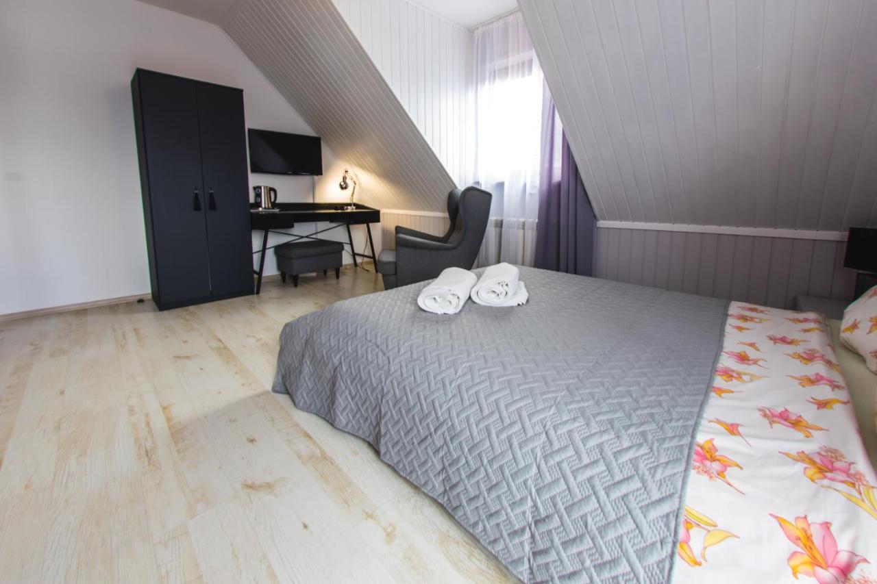 Gosciniec Pod Lipa Appartement Mikołajki Buitenkant foto