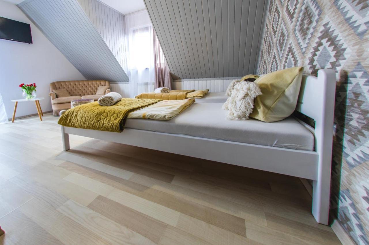 Gosciniec Pod Lipa Appartement Mikołajki Buitenkant foto