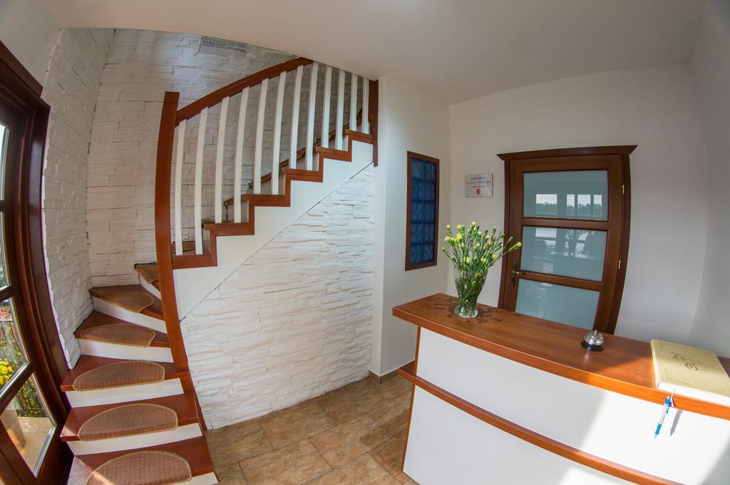 Gosciniec Pod Lipa Appartement Mikołajki Buitenkant foto